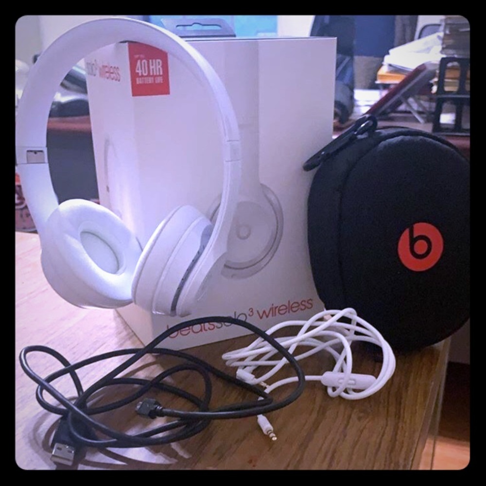 Beats Solo 3 Wireless Headphones